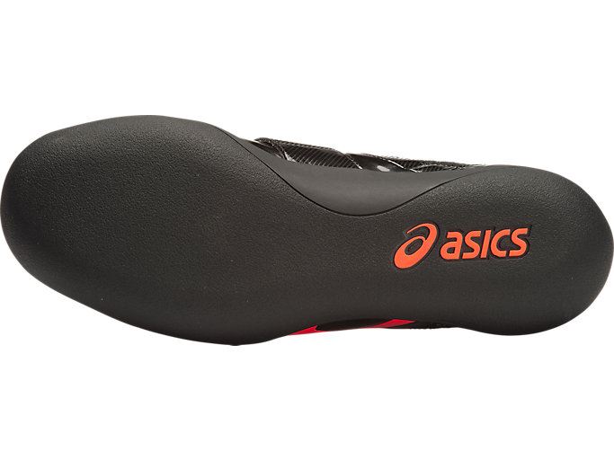 Black / Coral Asics Throw Pro Men's Track Shoes | YKBA6580