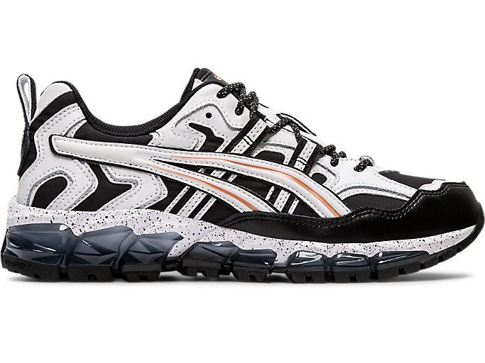 Black / White Asics GEL-NANDI 360 Women's Sneakers | VBUO4833