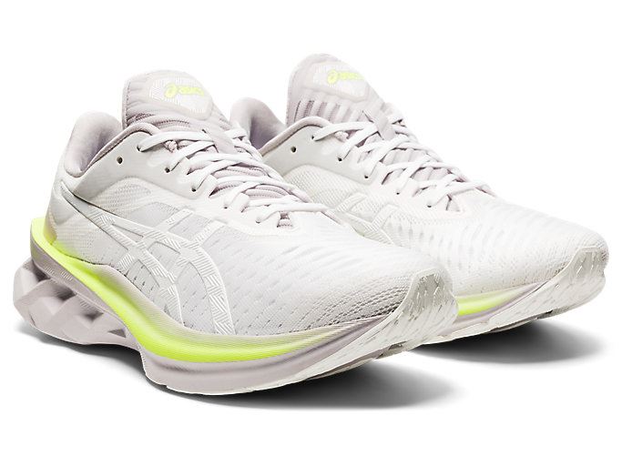 White Asics NOVABLAST Women's Running Shoes | HOGK0756